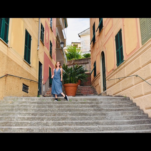 Meet your Posher, Sierra - Picture 3 of 4